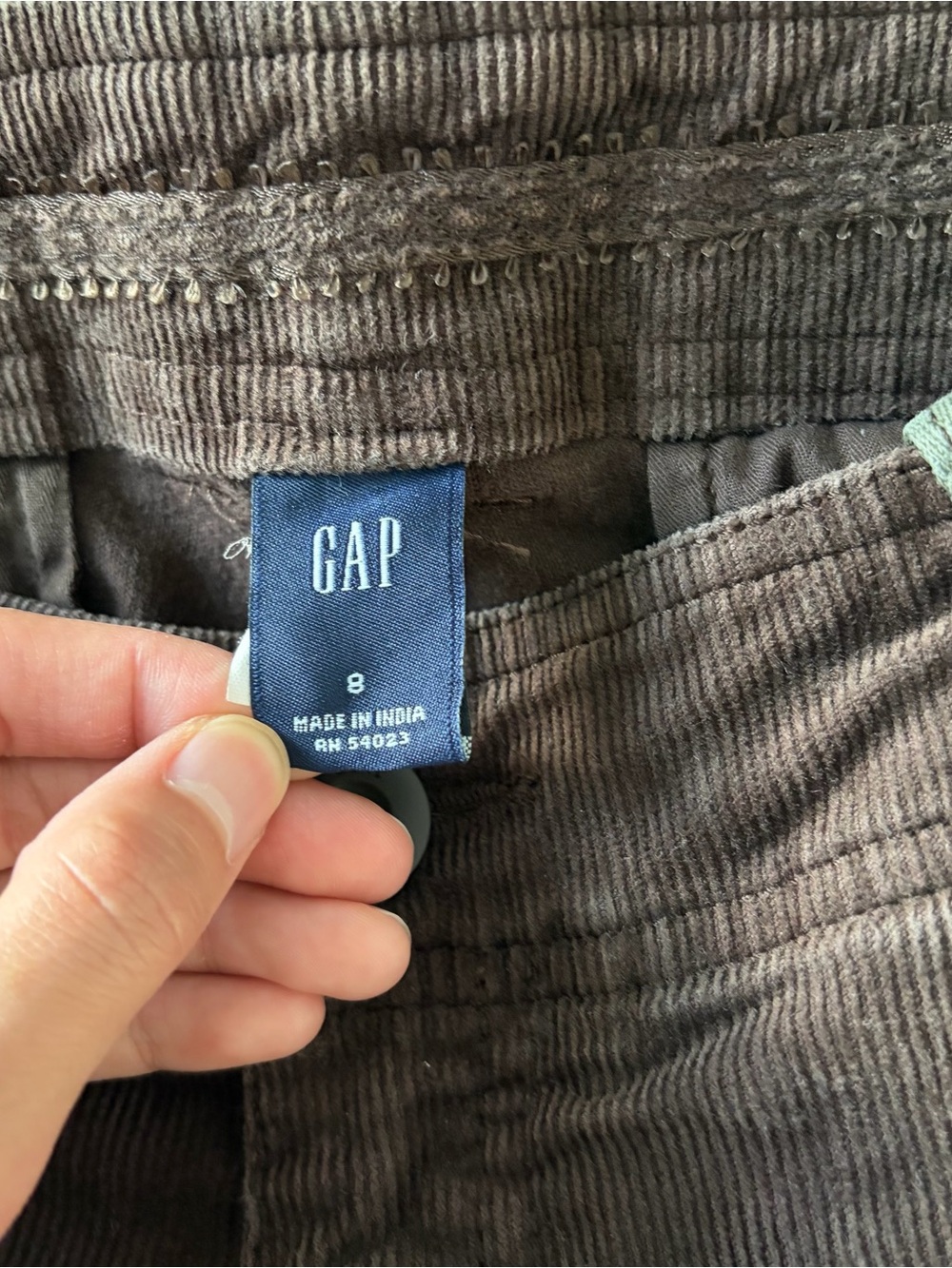 Gap Corduroy Cargo Capris Pants - Picture 5 of 9